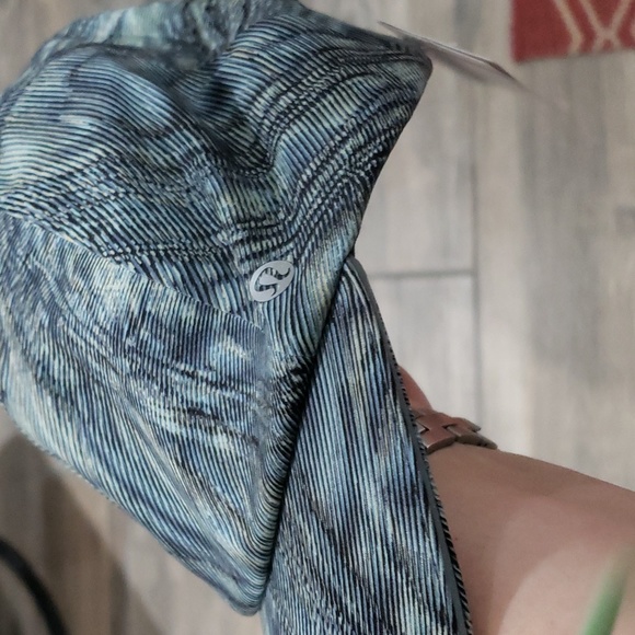 Lululemon Running Hat - Picture 6 of 6